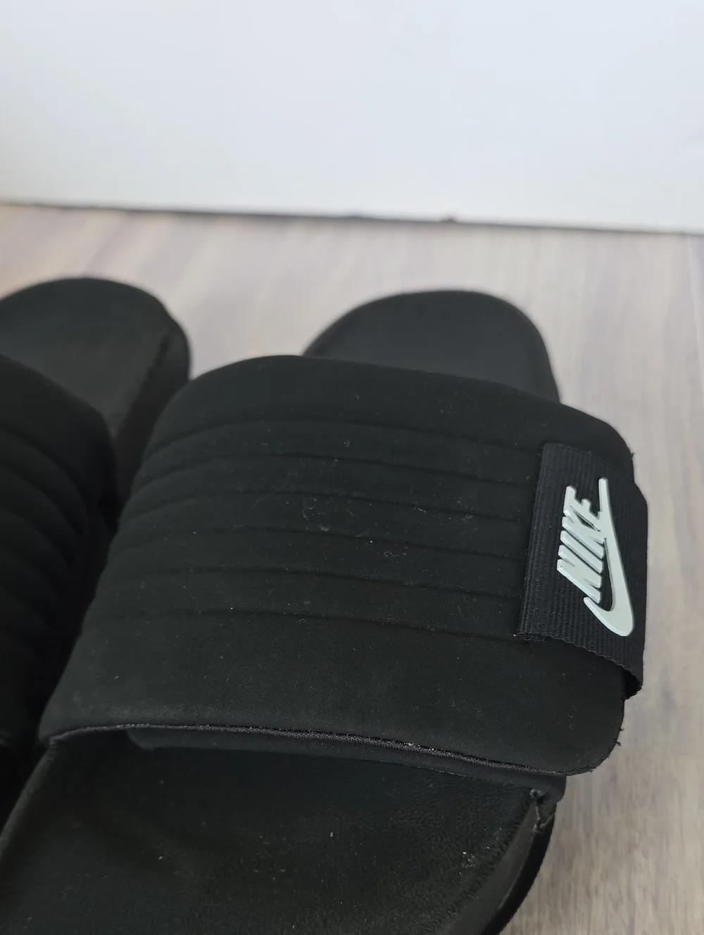 N/A nike offcourt